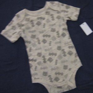 3 for 💲 25 🌟 size 18m beige & gray BATMAN onesie